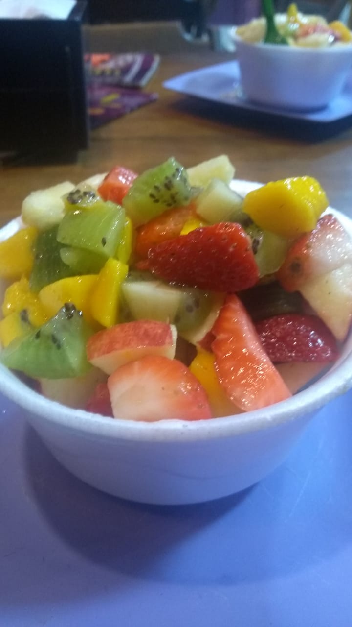 Salada de Frutas com Chantily